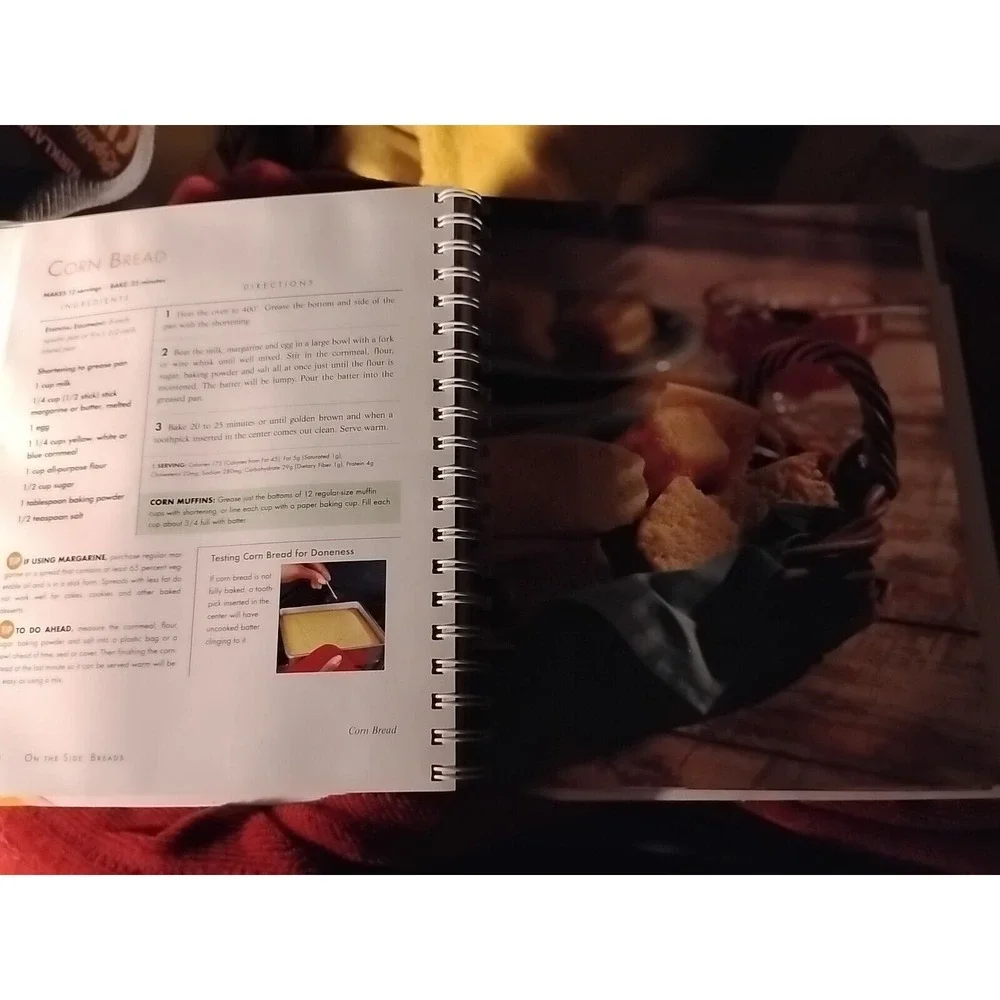 Vtg Betty‎ Crocker Cookbook 